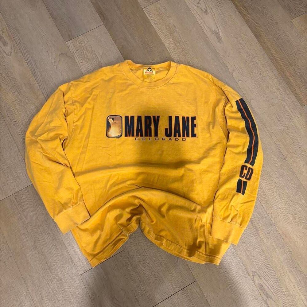 Men's Yellow Shirt